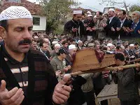 Ayşe Balcı Toprağa Verildi