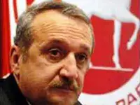 DP'de İstifa