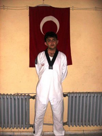 Taekwondocu, Milli Sporcu Olabilmek İçin Destek Bekliyor.