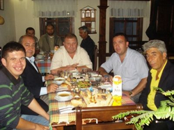 Başkandan İftar Yemeği