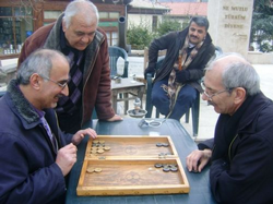 Özkaraman'ın Tavla Düellosu