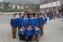 Alfabeyi Birlikte Öğrendiler