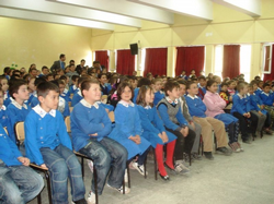 Sincap Çocuk Tiyatrosu ‘İnatçı Keçi’ Oyununu Sergiledi