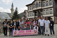 Artvin ve Sakarya'lı Gençler Taraklı'yı Gezdier
