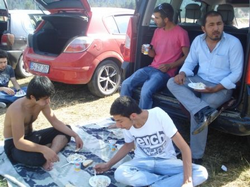 Taraklı'nın Gençleri Yaylada