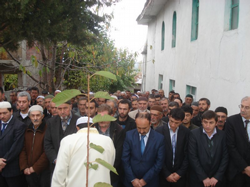 Salim Duman Toprağa Verildi.