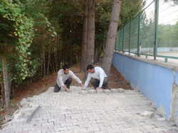 Okul Çevresinde Parke Çalışması