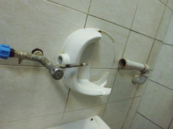 Umumi Tuvalette Zarar