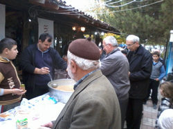 Kermes ve Aşure İkramı