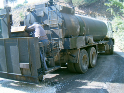 18 Köy yoluna 3231 ton Asfalt Atıldı