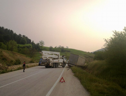 Taraklı da Slavakyalı Tırcı Ölümden Döndü