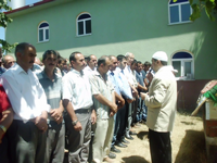 Muhtarın babası Toprağa Verildi
