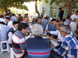 Akçapınar Köyünde Bayram Gelenekleri Sürdü