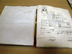 Osmanlıca ve Latince Yazılı Okul Kayıt Defterleri