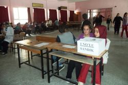 Öğrenci Meclisi Başkanlığı Seçimi Heyecanı