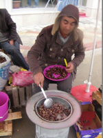 Kestane Tezgahları Doldurdu