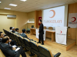 Kızılay'dan Din Görevlilerine Seminer