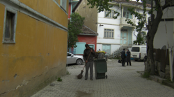 Ne Parası Var,Ne Mevkisi Nede bir İşi