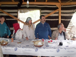 Geleneksel Buluşmalar Taraklı'da Devam Etti