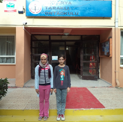 İki Öğrenci Bursluluk Kazandı