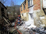 GÖYNÜK MUSTANLAR KÖYÜNDE 2 KATLI EVDA YANGIN ÇIKTI