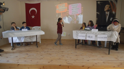 MÜNAZARA YARIŞMASINI ATATÜRK İLKÖĞRETİM OKULU KAZANDI