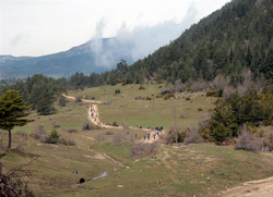 Doğa tutkunları Taraklı'da yürüdü