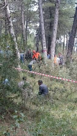 AĞAÇ KESME VE BOYLAMA OPERATÖRLÜĞÜ KURSUNA KATILANLAR ORMANDA UYGULAMA