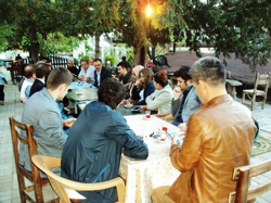 TÜRK EĞİTİM SEN TARAKLI ÜYELERİ YEMEKTE BULUŞTU: