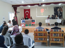 Teknolojinin Yararları veya Zararları tartışıldı.