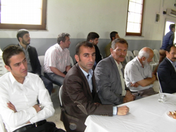 'Huzurlu Aile Huzurlu Taraklı