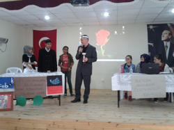 Teknolojinin Yararları veya Zararları tartışıldı.