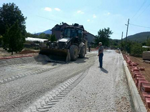 PARKE VE TRATUVAR ÇALIŞMALARI ARALIKSIZ DEVAM EDİYOR
