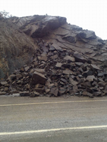 Taraklı Geyve Yolunda Heyelan