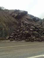 Taraklı Geyve Yolunda Heyelan