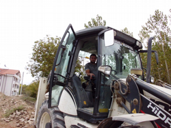 TARAKLI’DA OKUL YOLU PARKELENİYOR: