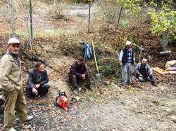 Gürleyik Su Kaynağında Umutla Bekleyiş