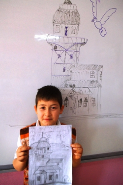 Öğrencilerden Karakalem Çalışması