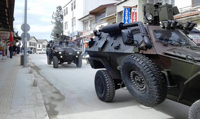 Zırhlı Araçlar Taraklı Sokaklarında