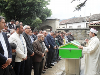 Taraklı’nın Cemalettin Hocası Son Yolculuğuna Uğurlandı.