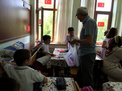 Özkaraman Karne Dağıttı