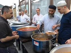 Semerkand Vakfından Geleneksel İftar Yemeği