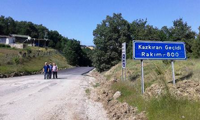 TARİHİ İPEK YOLUNDA ASFALTLAMA ÇALIŞMALARI YAPILDI.