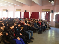 Tacettin Özkaraman kariyer günlerinde öğrencilerle buluştu.