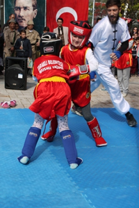 Cumhuriyet Bayramında Müthiş Wushu Gösterisi
