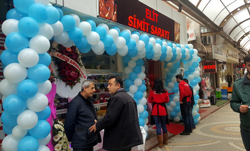 Elit Simit Sarayı ve Pastaneleri dualarla açıldı..