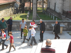 TARAKLI'DA KIZILAY KAN BAĞIŞI ETKİNLİĞİNE YOĞUN İLGİ