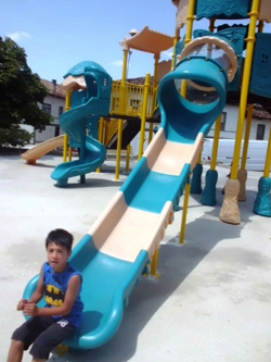 Taraklı'ya Çocuk Oyun Parkı.