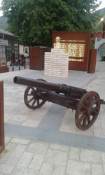 TARİHİ TOP YENİ YERİNDE