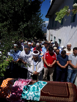 Fatma Duman Toprağa Verildi.